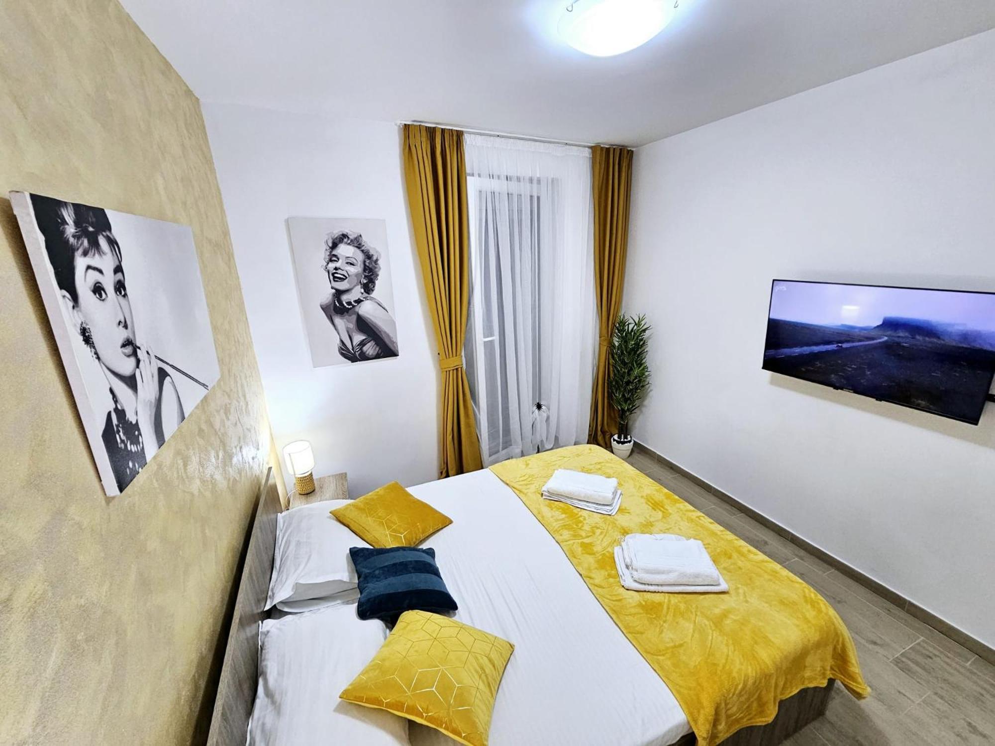 Lovely New Balcony Apartment Cismigiu Park - Pop5 Bucureşti Exterior foto